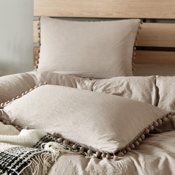 Luxury 3 Piece Bedding Set - Image 2