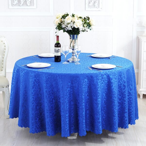 Luxury Jacquard Tablecloth - Image 4