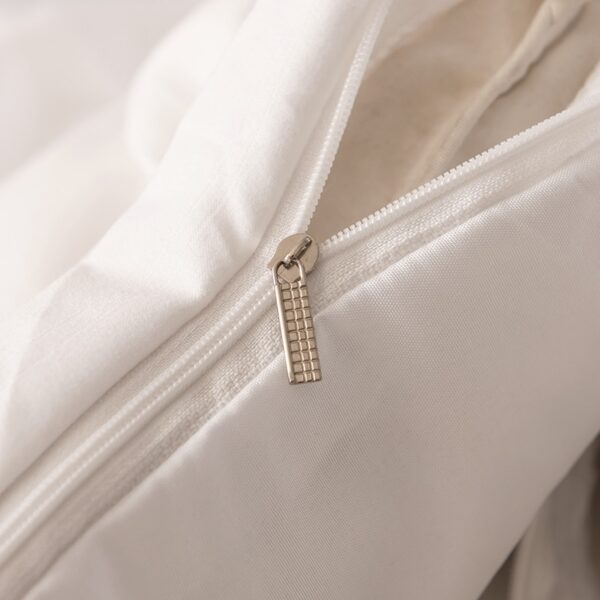 Luxury White Bedding - Image 5