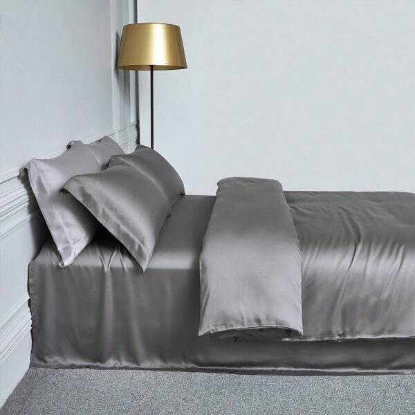 Luxury Soft Bed Set - Image 3