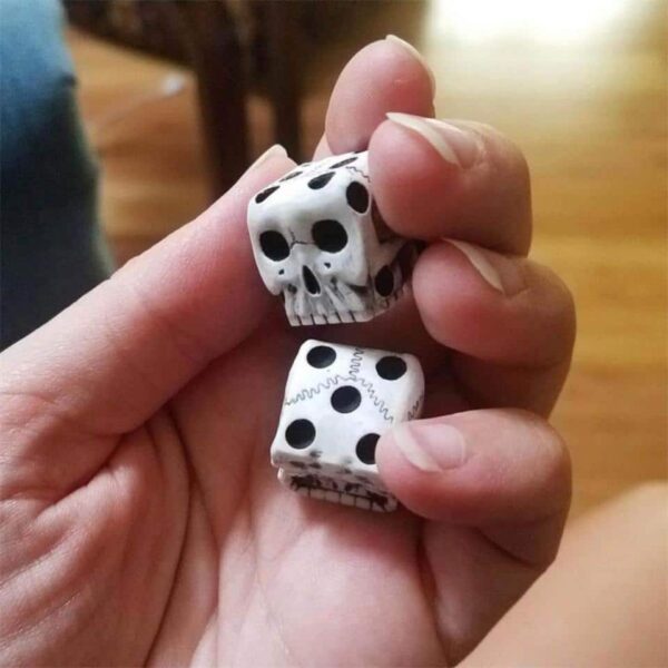 Halloween Skeleton Dice Novelty Horror Skull Bone Dice Six Sided Skeleton Club Bar Party Game - Image 3